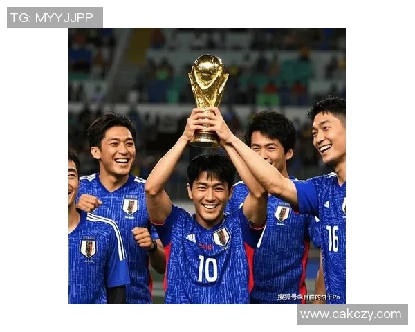 日本足球球星长传艺术展现团队协作与战术智慧 日本足球球星长传艺术展现团队协作与战术智慧