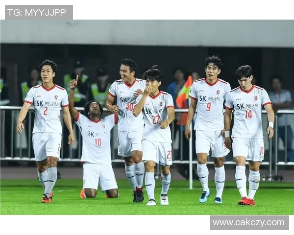 足球俱乐部如何科学挑选球星提升球队整体实力与未来发展