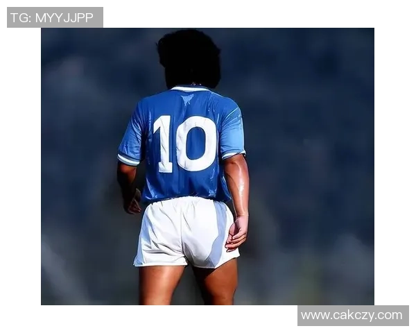 足球历史上十位最具争议和奇葩表现的球星盘点 足球历史上十位最具争议和奇葩表现的球星盘点