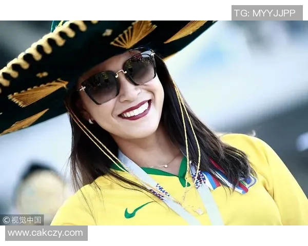 足球球星化身动漫人物全新形象展现震撼视觉盛宴